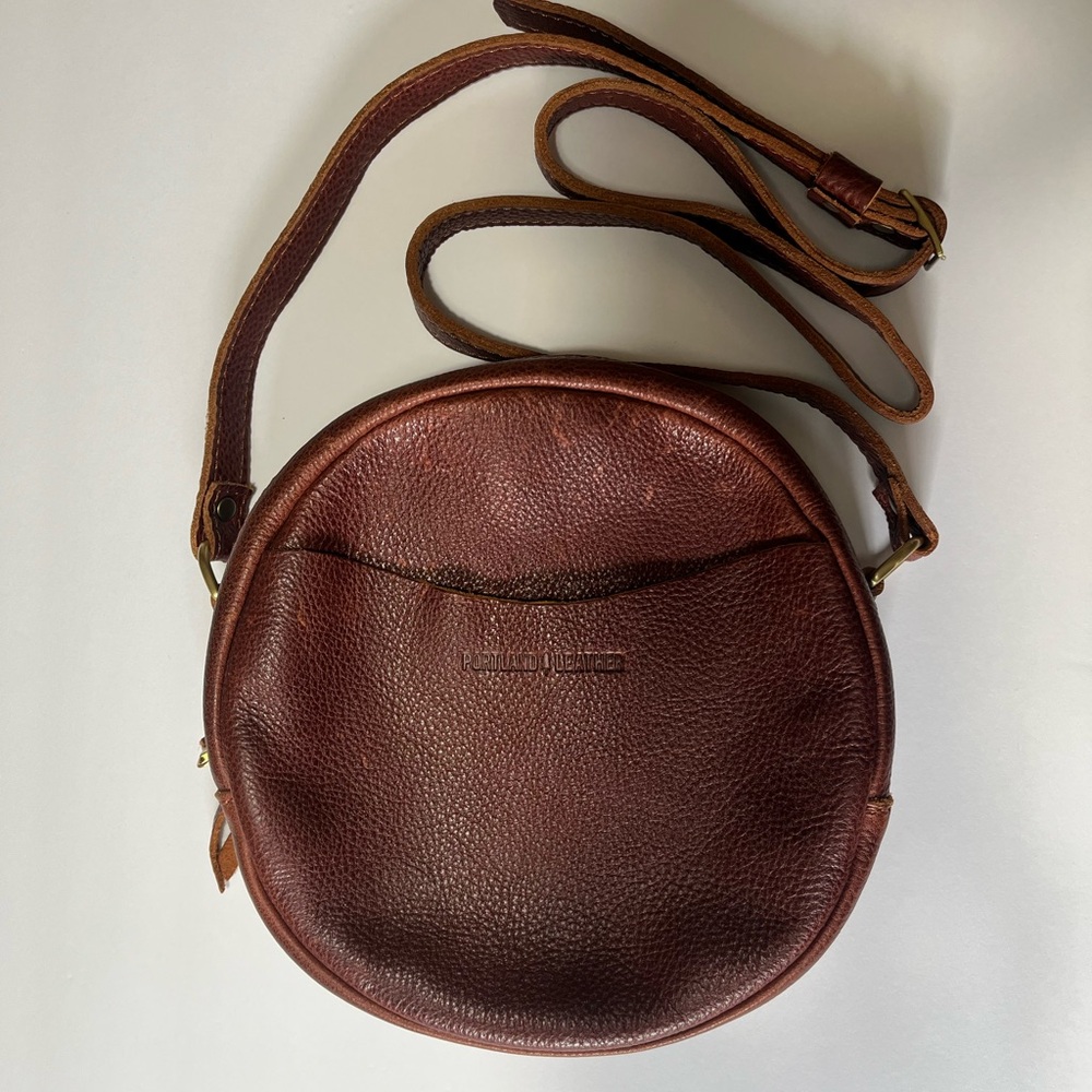 Portland Leather Goods ‘Almost Perfect Circle Crossbody’